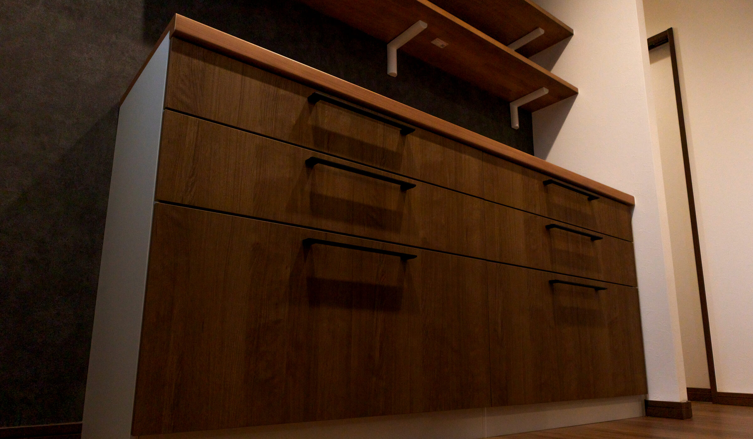 住まいの空間を活かすオーダー家具の製造　北見のまちの建具屋 緑ヶ丘木工