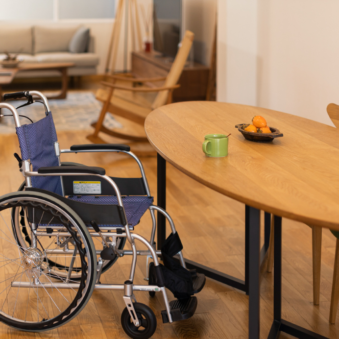 北見のまちの建具屋 緑ヶ丘木工　納品事例 テーブルのバリアフリー化